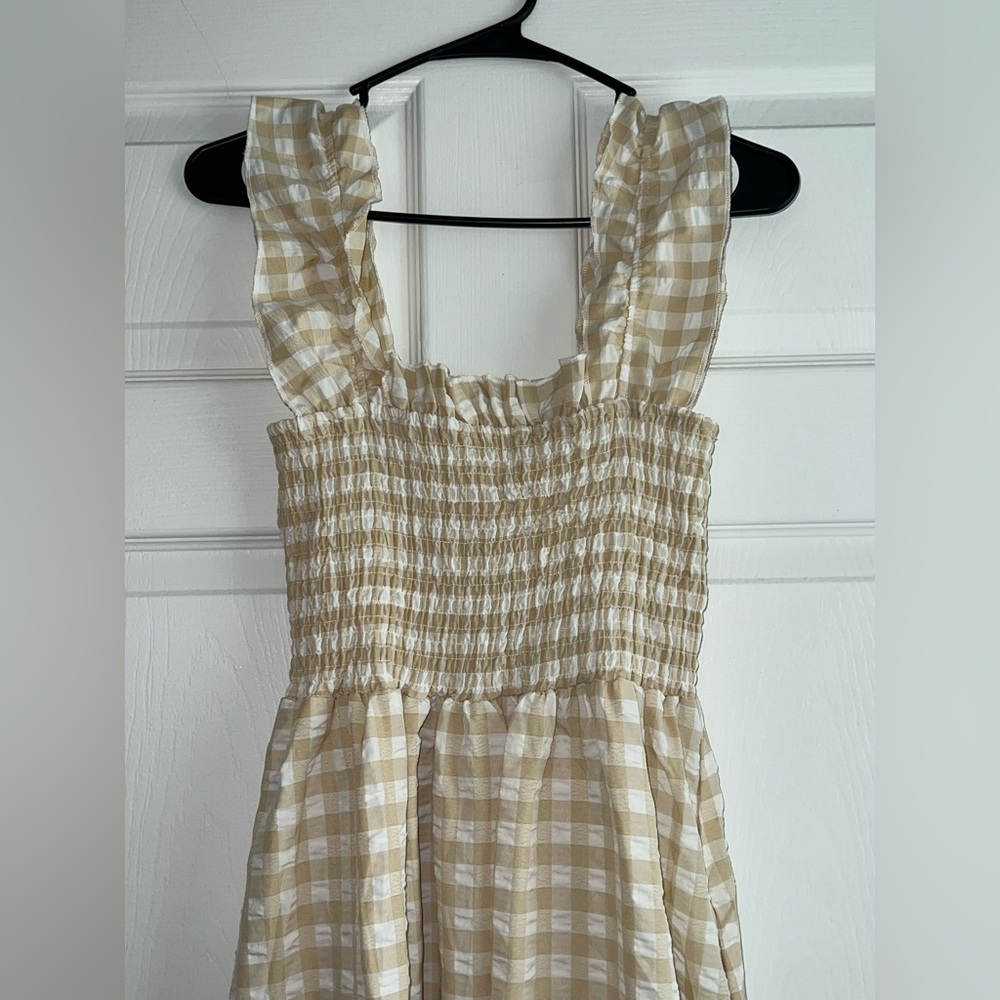 Chouyatou Tan & White Gingham Cottagecore Smocked Shirred Maxi Dress Medium - Picture 2 of 7